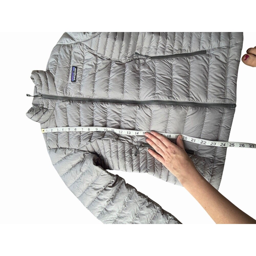 Patagonia Goose Down Sweater Puffer Jacket Womens Small Light Gray Lightweight - Picture 4 of 10